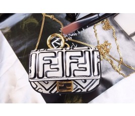 펜디 FENDI 캘리포니아 스카이 나노 숄더 백