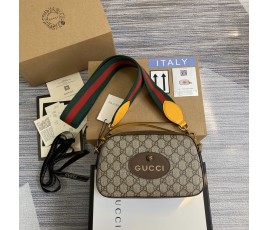 구찌 GUCCI 네오 빈티지 GG 수프림 메신저백